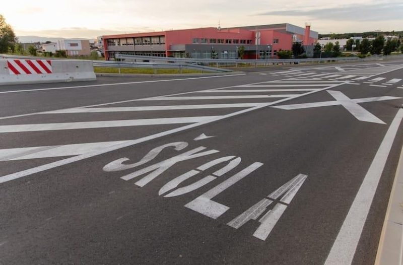 Vinkovci - vinkovci.com.hr - Poštujte naše znakove - od ponedjeljka u prometu mislite na učenike prvih razreda osnovnih škola